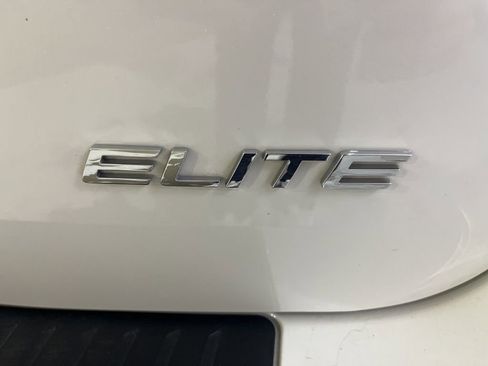 Used 2024 Honda Odyssey Elite image 43