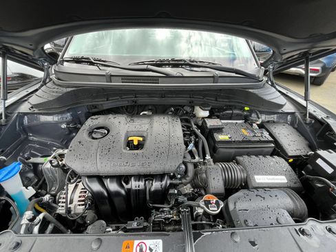 Used 2025 Kia Soul LX w/ LX Technology Package FWD image 32
