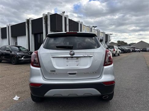 Used 2018 Buick Encore Preferred image 8
