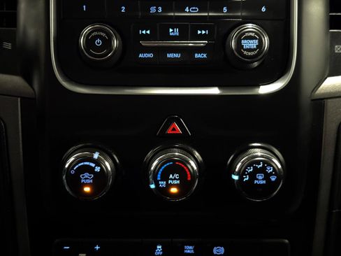 Used 2015 RAM 4500 Tradesman w/ Chrome Appearance Group AWD/4WD image 27