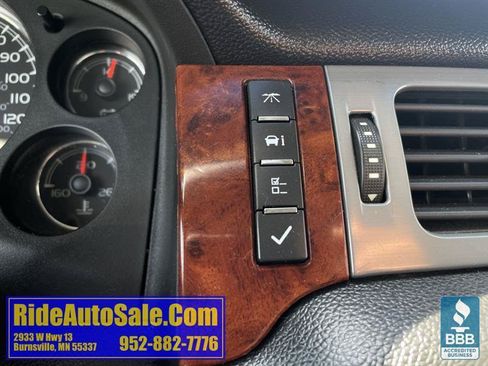 Used 2011 Chevrolet Avalanche LS w/ Regional Value Package AWD/4WD image 34