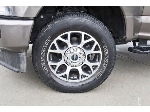 Used 2022 Ford F250 Lariat w/ Lariat Ultimate Package image 31