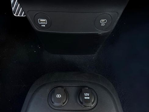 Used 2024 Kia EV6 GT-Line AWD/4WD image 35