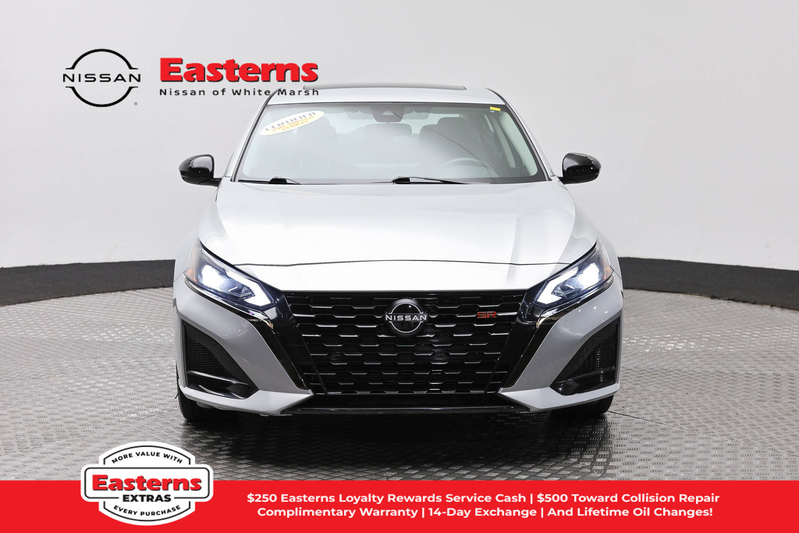 Used 2023 Nissan Altima 2.5 SR w/ SR Premium Package FWD image 4