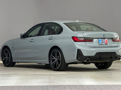 Certified 2023 BMW 330e w/ M Sport Package image 3