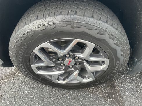 Certified 2023 GMC Sierra 1500 SLT w/ SLT Premium Package AWD/4WD image 7