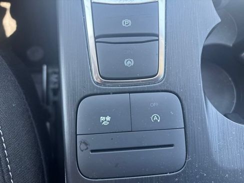 Used 2025 Ford Escape Active FWD image 13