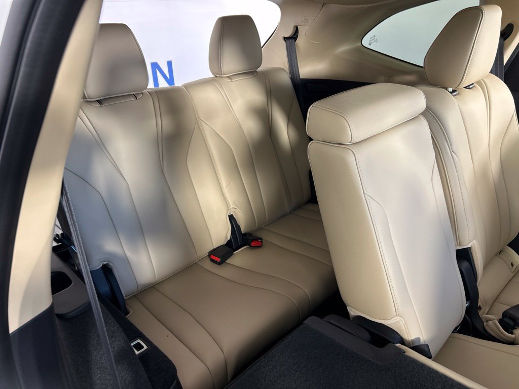Used 2026 Acura MDX SH-AWD image 30