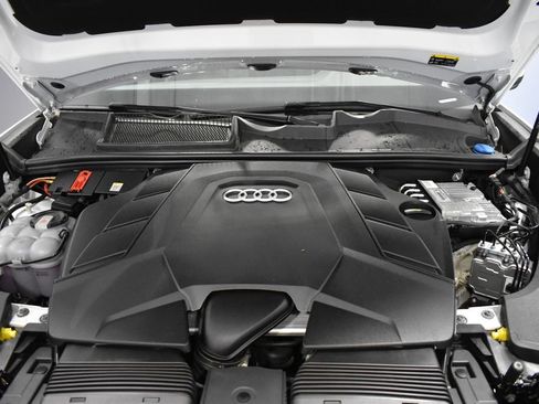 Used 2023 Audi Q8 Premium Plus w/ Premium Plus Package AWD/4WD image 37