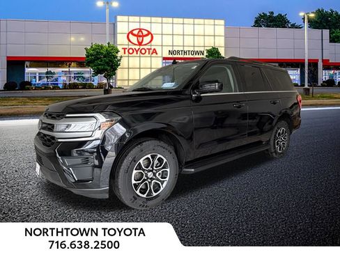 Used 2024 Ford Expedition XLT AWD/4WD image 1