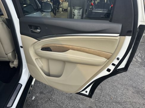 Certified 2020 Acura MDX SH-AWD w/ Technology Package image 18