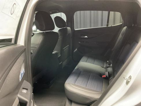 New 2026 Buick Envista Preferred image 7