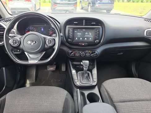 Used 2020 Kia Soul GT-Line w/ GT 2.0L Power Sunroof Package FWD image 8