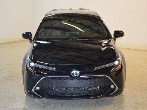 Used 2019 Toyota Corolla XSE FWD image 8