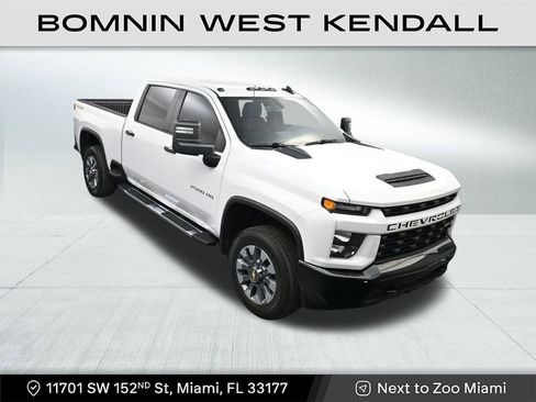Used 2023 Chevrolet Silverado 2500 Custom w/ Custom Value Package image 19