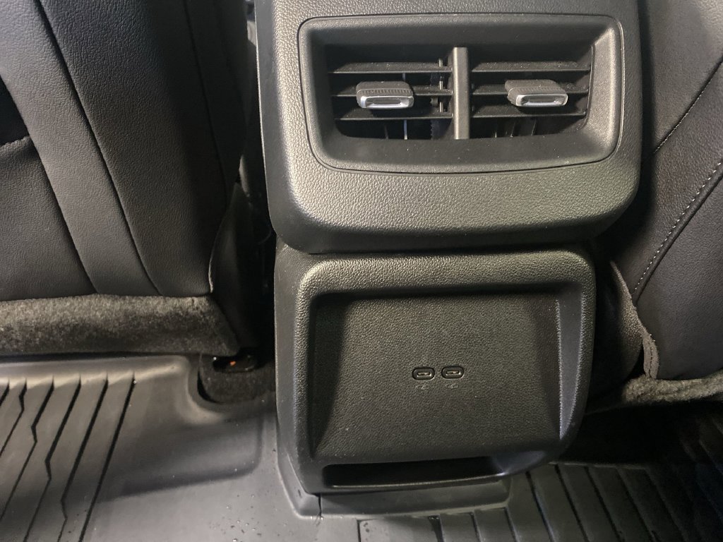 Certified 2024 Chevrolet Equinox EV LT AWD/4WD image 29