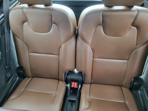 Certified 2023 Volvo XC90 B6 Plus w/ Protection Package Premier AWD/4WD image 23