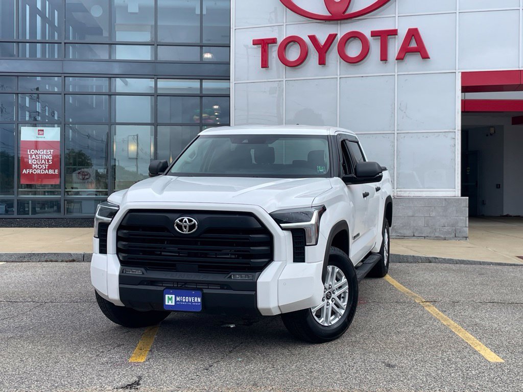 Used 2024 Toyota Tundra SR5 w/ SR5 Convenience Package AWD/4WD image 1