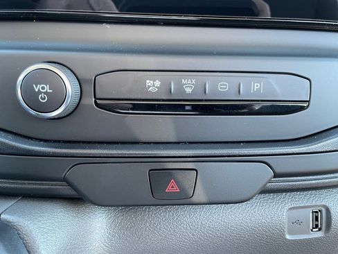 New 2026 Ford Transit 250 148 Medium Roof image 10