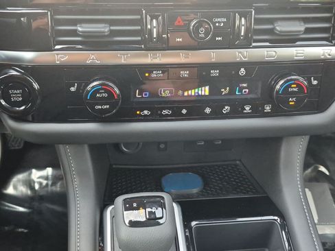 New 2026 Nissan Pathfinder SL FWD image 19