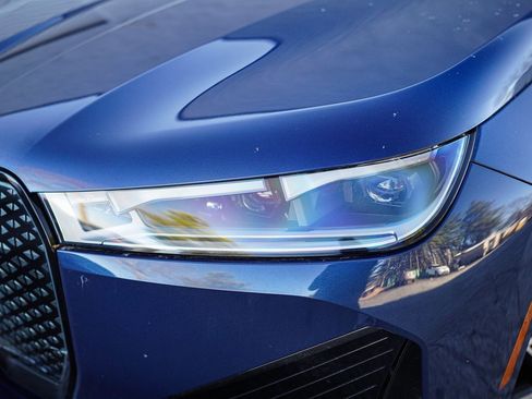 Used 2024 BMW iX xDrive50 w/ Premium Package image 4