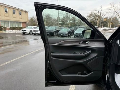 New 2026 Jeep Grand Cherokee L Laredo image 20