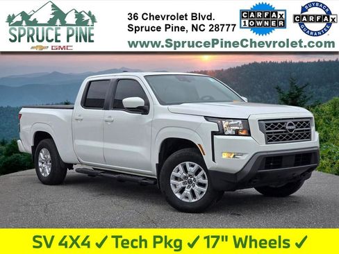 Used 2022 Nissan Frontier SV w/ Technology Package image 1