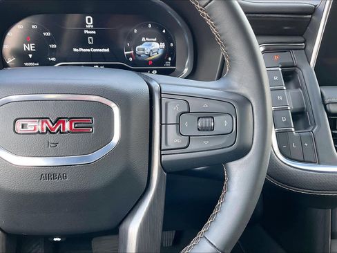 Used 2024 GMC Yukon XL AT4 w/ Technology Package image 24