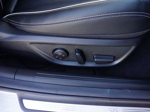 New 2026 Genesis G70 2.5T Prestige image 23