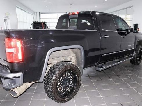 Used 2016 GMC Sierra 2500 Denali w/ Duramax Plus Package image 5