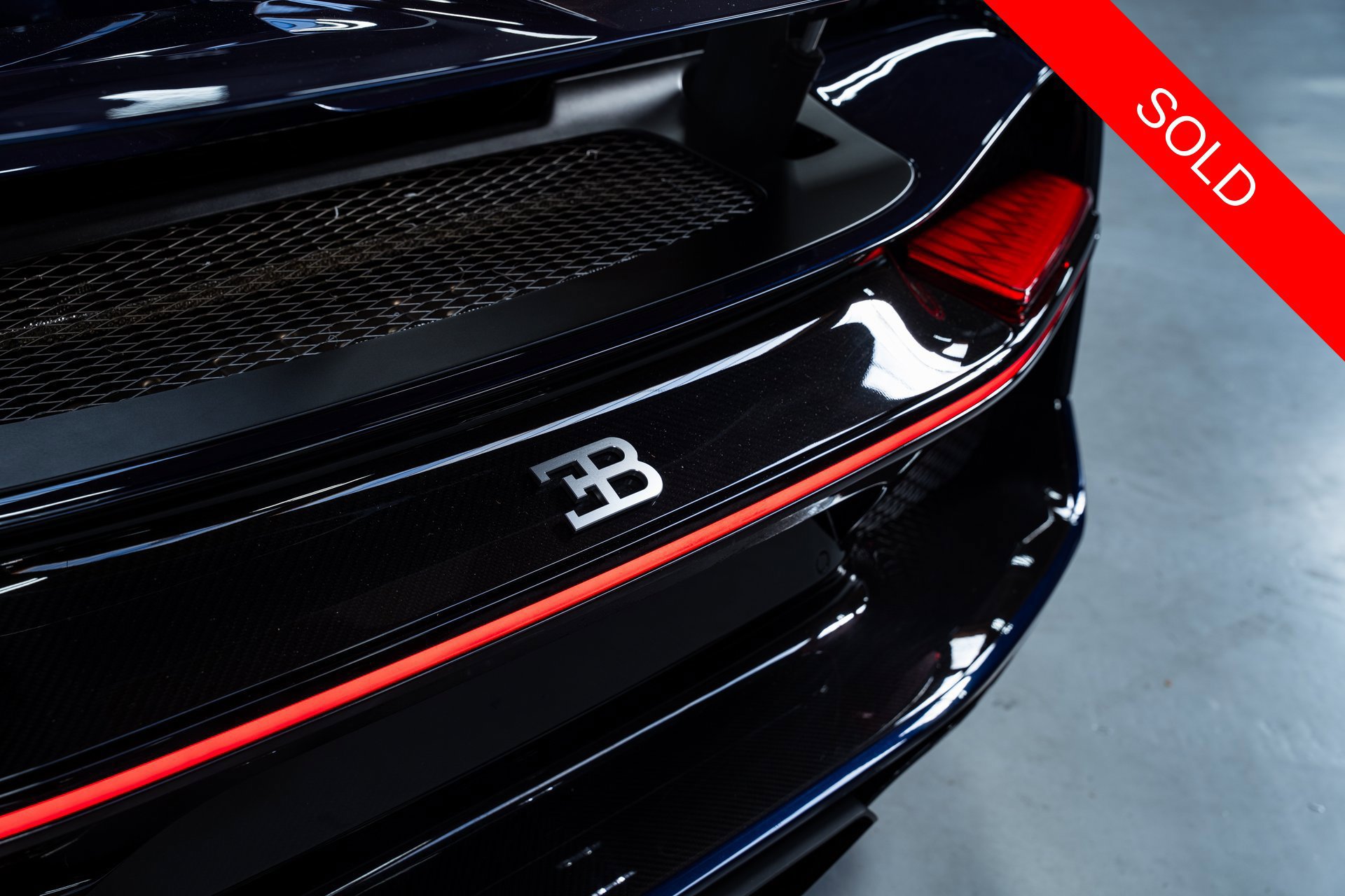 Used 2023 Bugatti Chiron AWD/4WD image 6