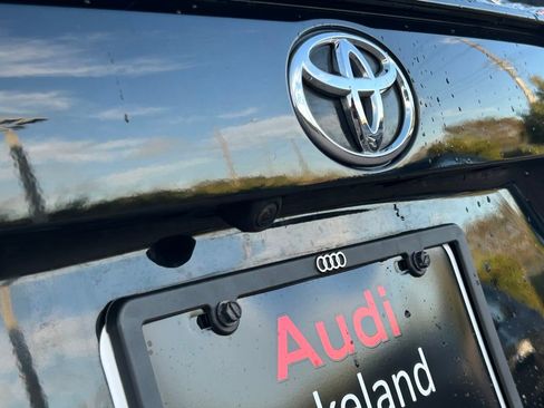 Used 2021 Toyota RAV4 LE image 46