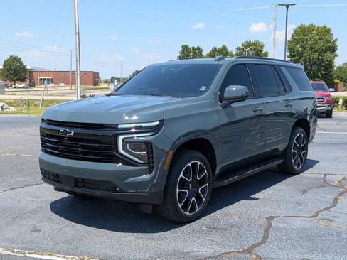 Used 2026 Chevrolet Tahoe RST w/ Comfort Package AWD/4WD image 7