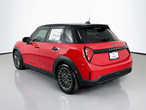 Used 2025 MINI Cooper S FWD image 6