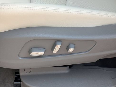 Used 2026 Cadillac XT5 Premium Luxury w/ Driver Assist Package FWD image 12
