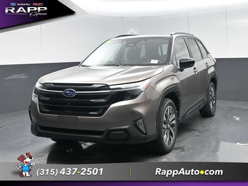 Used 2025 Subaru Forester Touring AWD/4WD image 30