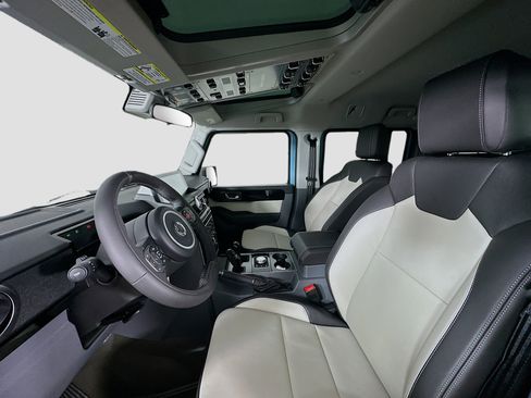 New 2025 INEOS Grenadier Fieldmaster Edition AWD/4WD image 33