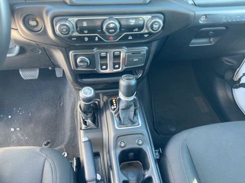 Certified 2021 Jeep Wrangler Sport S image 17