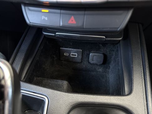 Used 2020 Cadillac XT4 Premium Luxury image 28