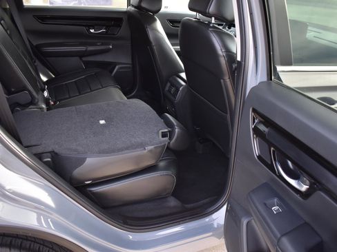 Used 2025 Honda CR-V EX-L image 16