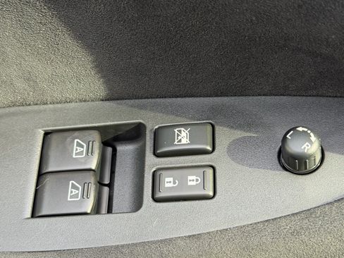 Certified 2025 Nissan Z Performance w/ Floor Mat Package RWD image 20