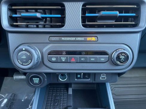 New 2025 Ford Maverick Lobo image 28