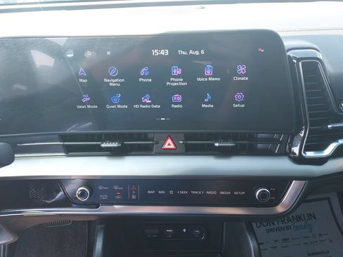 Used 2025 Kia Sportage EX FWD image 24