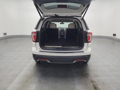 Used 2018 Ford Explorer Platinum image 29