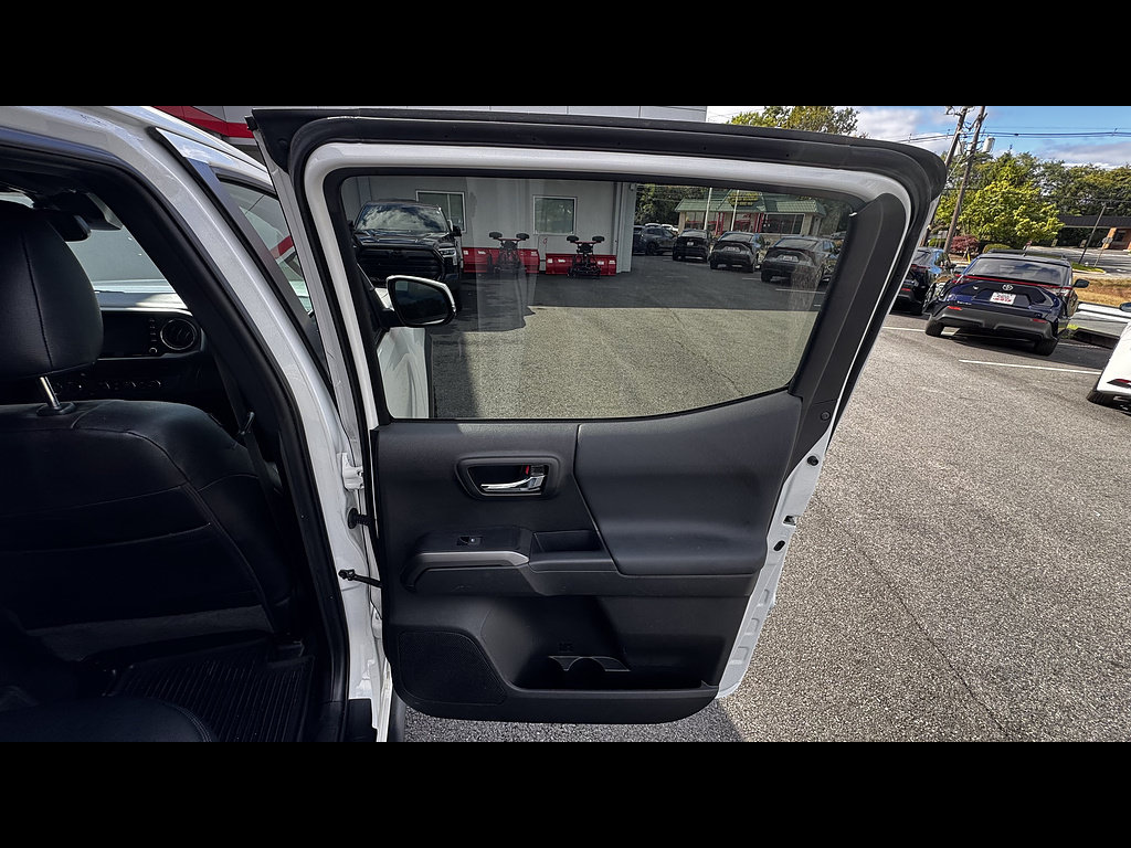 Certified 2023 Toyota Tacoma TRD Sport AWD/4WD image 26