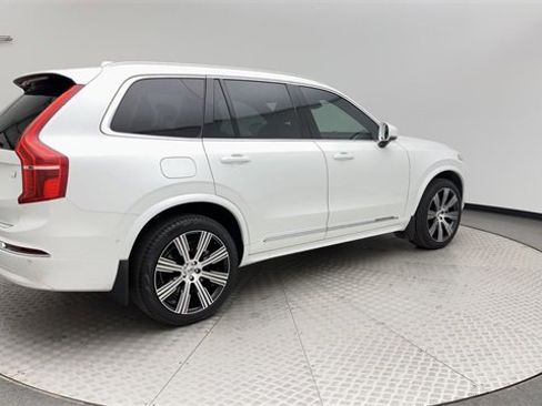 Certified 2024 Volvo XC90 T8 Ultimate w/ Protection Package Premier image 2