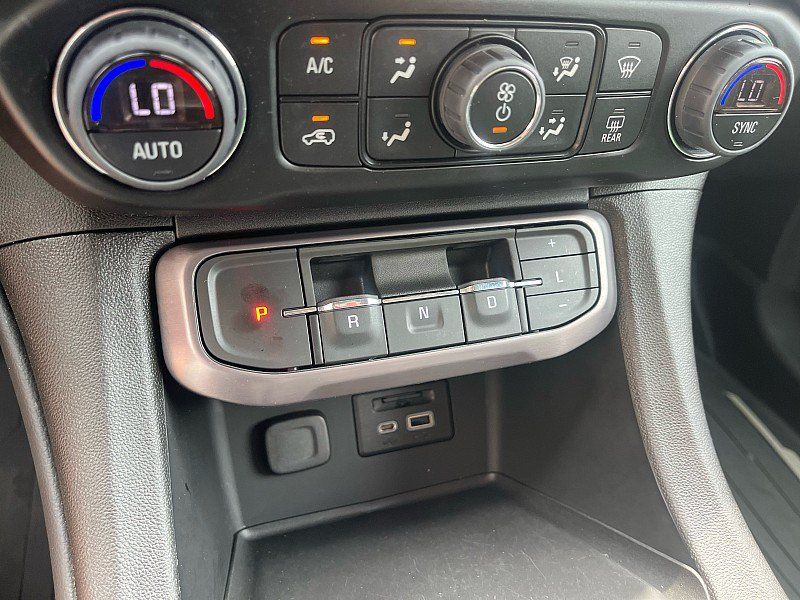 Used 2023 GMC Acadia AT4 AWD/4WD image 28