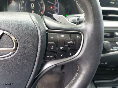 Used 2020 Lexus ES 350 w/ Premium Package FWD image 24