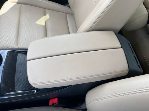 Used 2024 Buick Envision Preferred AWD/4WD image 42