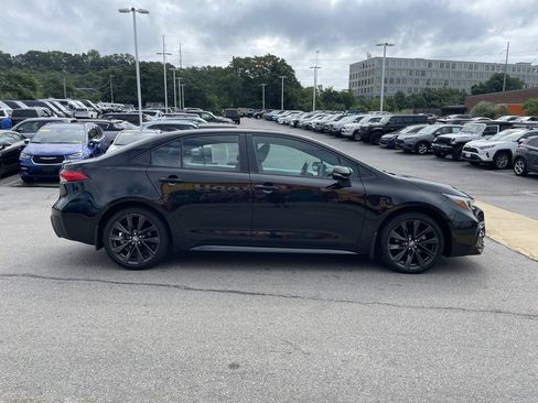 Used 2024 Toyota Corolla SE w/ SE Premium Package FWD image 7